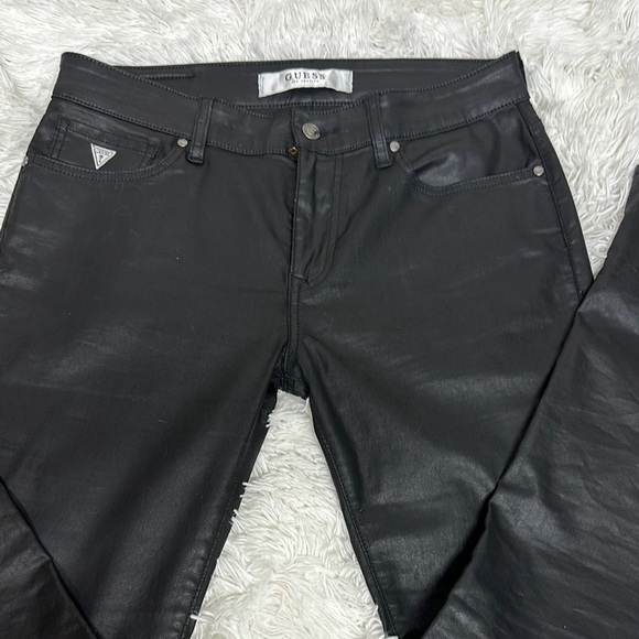 Guess Black Straight Jeans Classic Fit - Picture 4 of 13